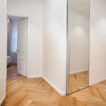 Lovely Historic In Old Town Appartement