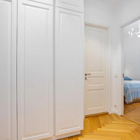 Apartman Lovely Historic In Old Town Tallinn