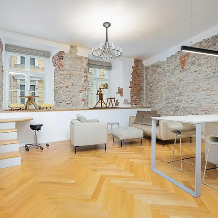Lovely Historic In Old Town Apartman Tallinn