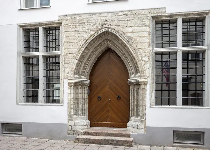 Apartment Lovely Historic In Old Town *