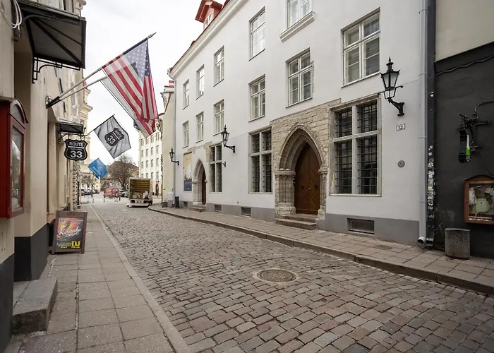 Lovely Historic In Old Town Apartment